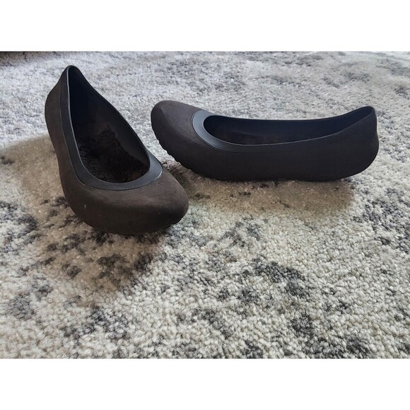 CROCS Shoes - Crocs Women's Mammoth Ballerina Slip-On Dark Brown Flat Shoes - Size 10